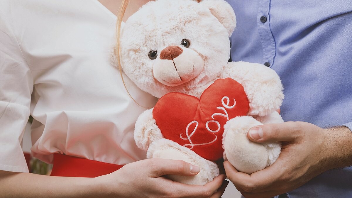Happy Teddy Day Wishes Images, Quotes, Photos, Status, Greeting Cards, and HD Wallpaper